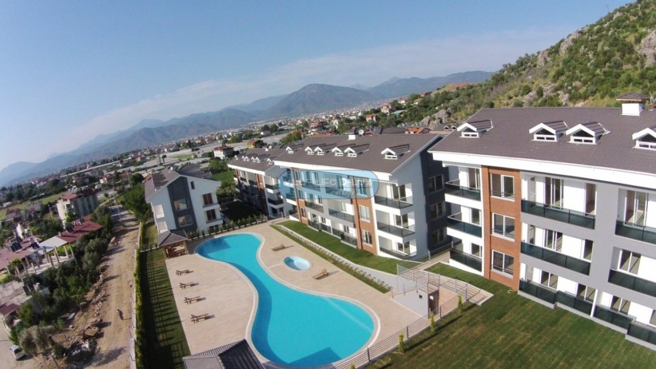 MODERN SİTE İÇERİSİNDE 2+1 DAİRELER!!!